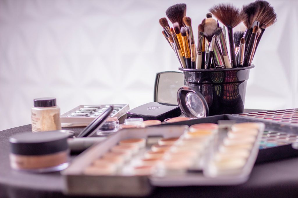 Start the makeup Business in uk