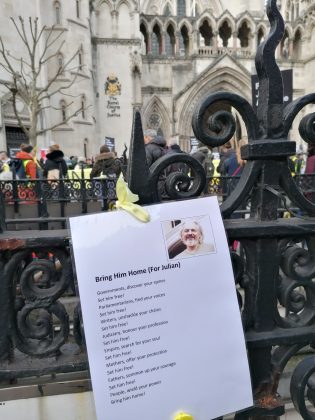 notes-for-julian-assange-outside-royal-courts-of-justice